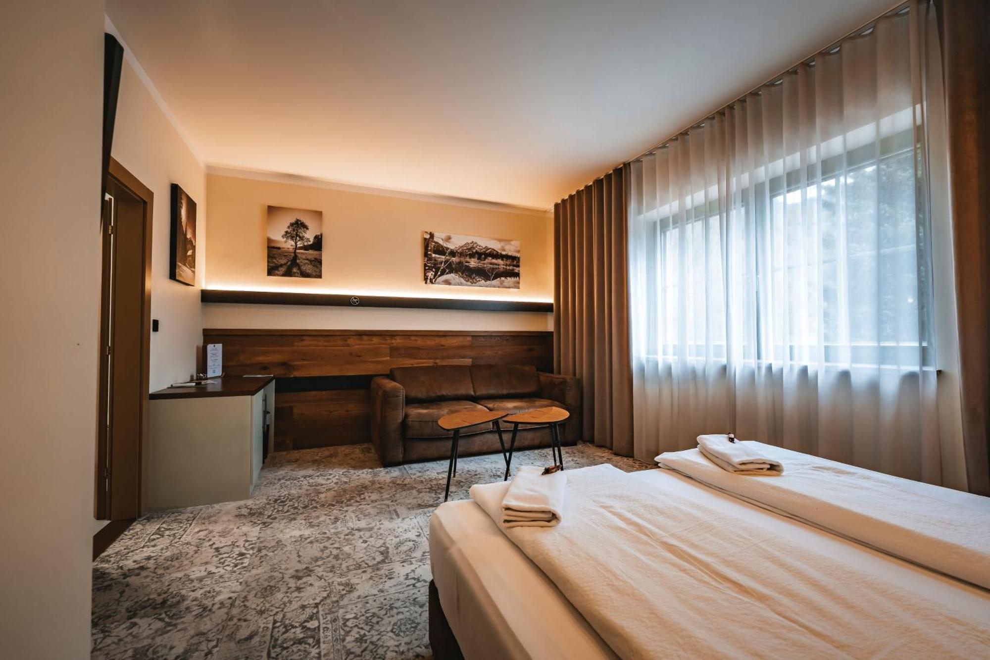 Guest House Ejga 耶塞尼采 外观 照片