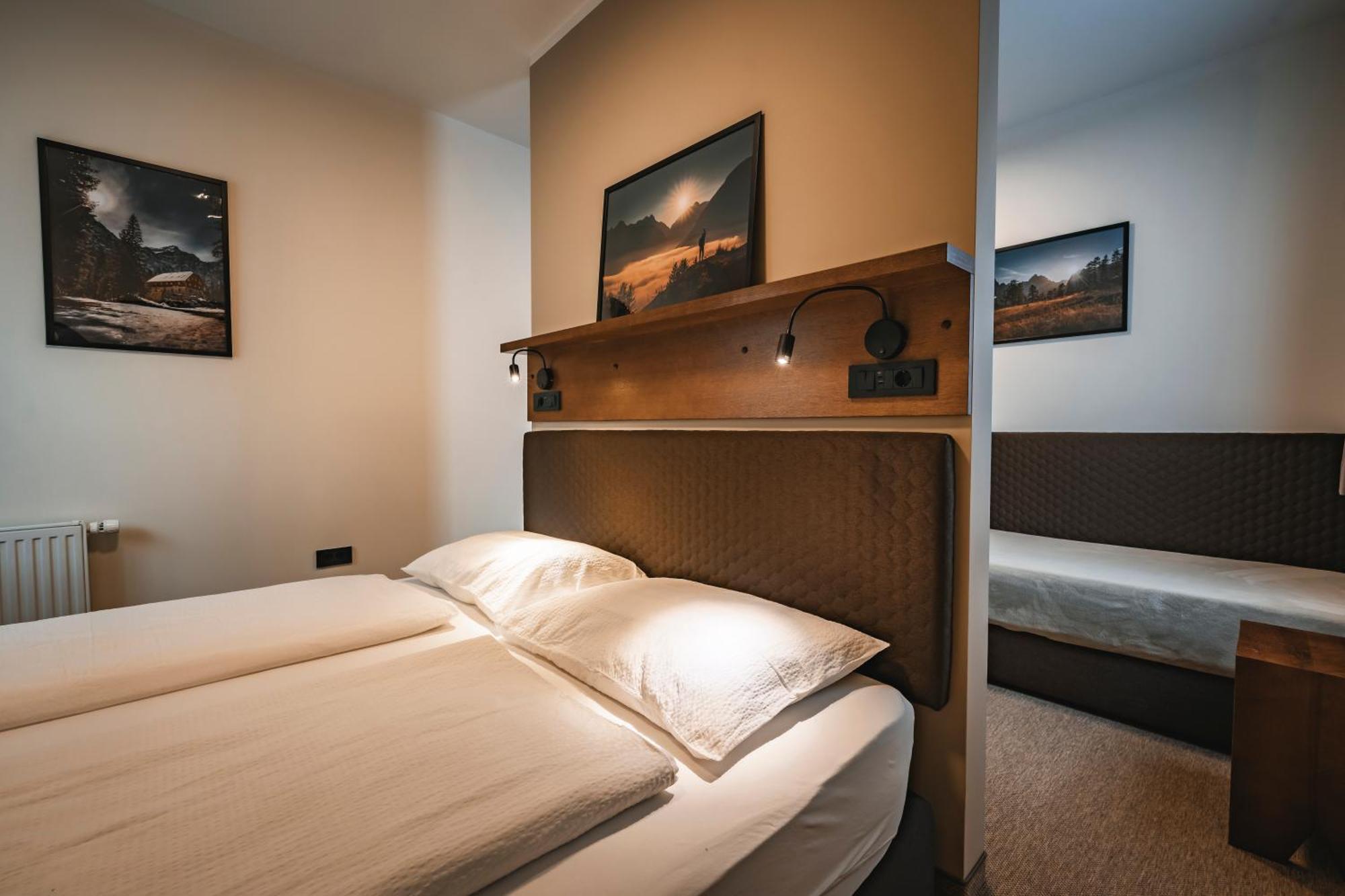 Guest House Ejga 耶塞尼采 外观 照片